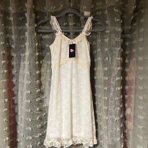 Dress Cream